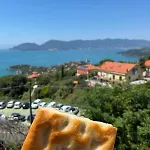 Maison 18 * لا سبيتسْيا